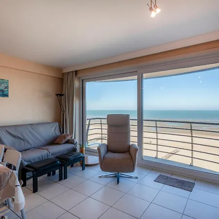 Primavera 0502 - 2 Bedrooms 6p - Centrally Located With Amazing Sea View