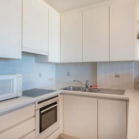 Primavera 0502 - 2 Bedrooms 6p - Centrally Located With Amazing Sea View شقة *